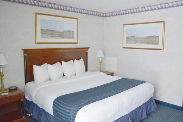 Travelodge by Wyndham Milwaukee image 20